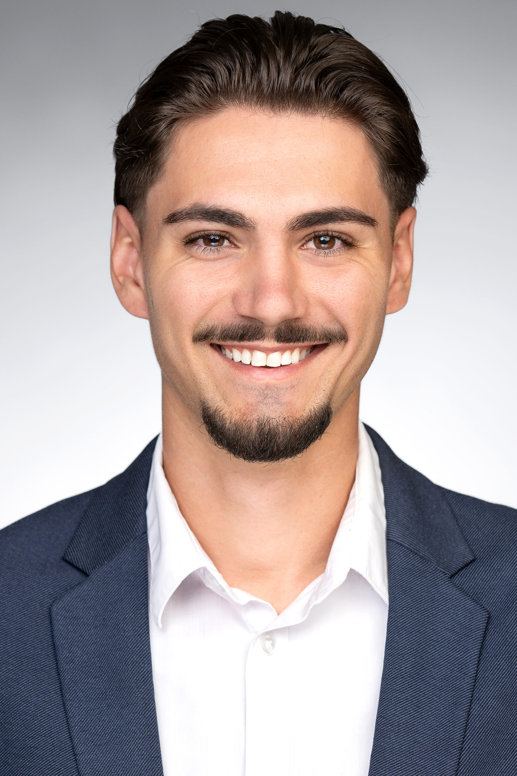 David Otero, Immobilienmakler Vermietung