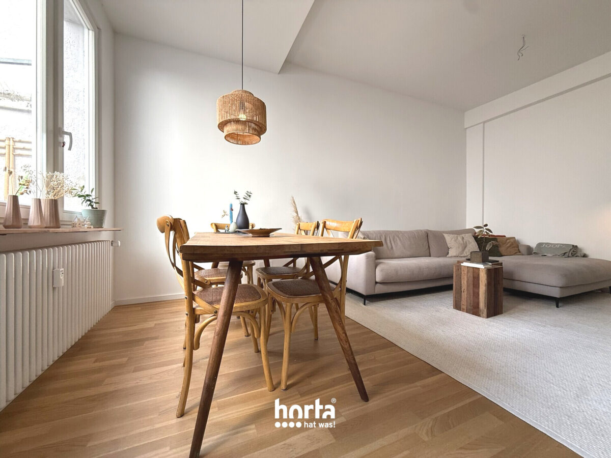 Wohnzimmer Ansicht 1