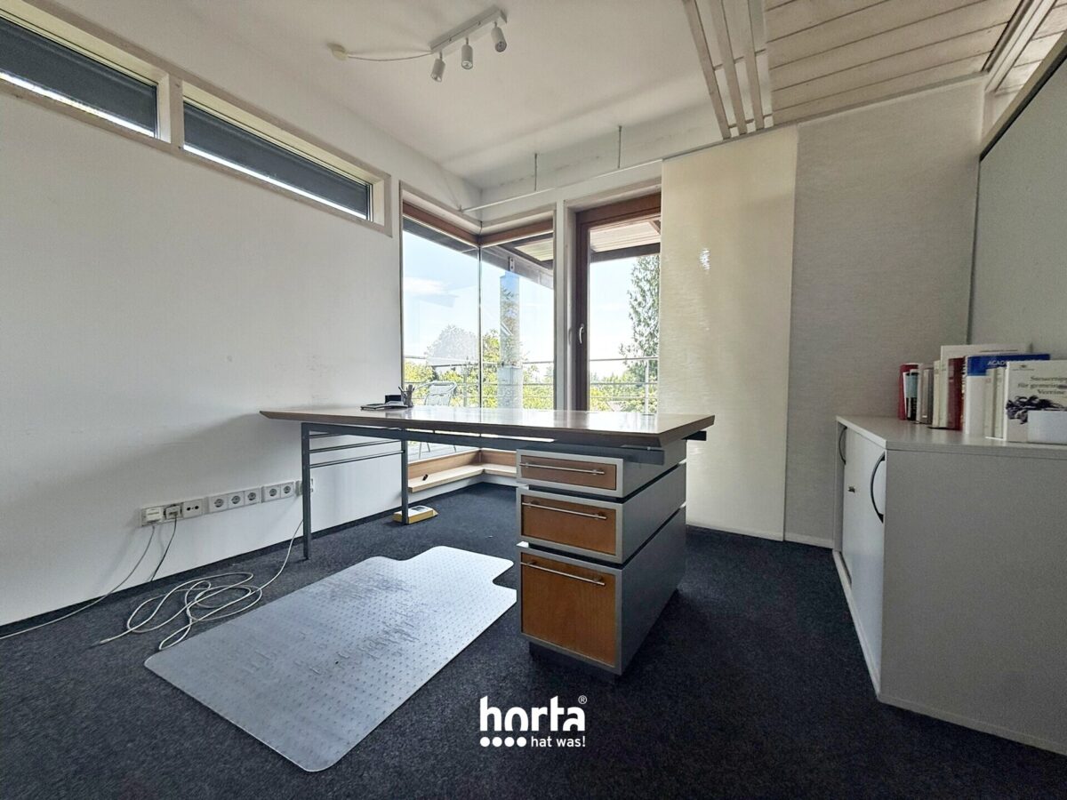 Büro 1
